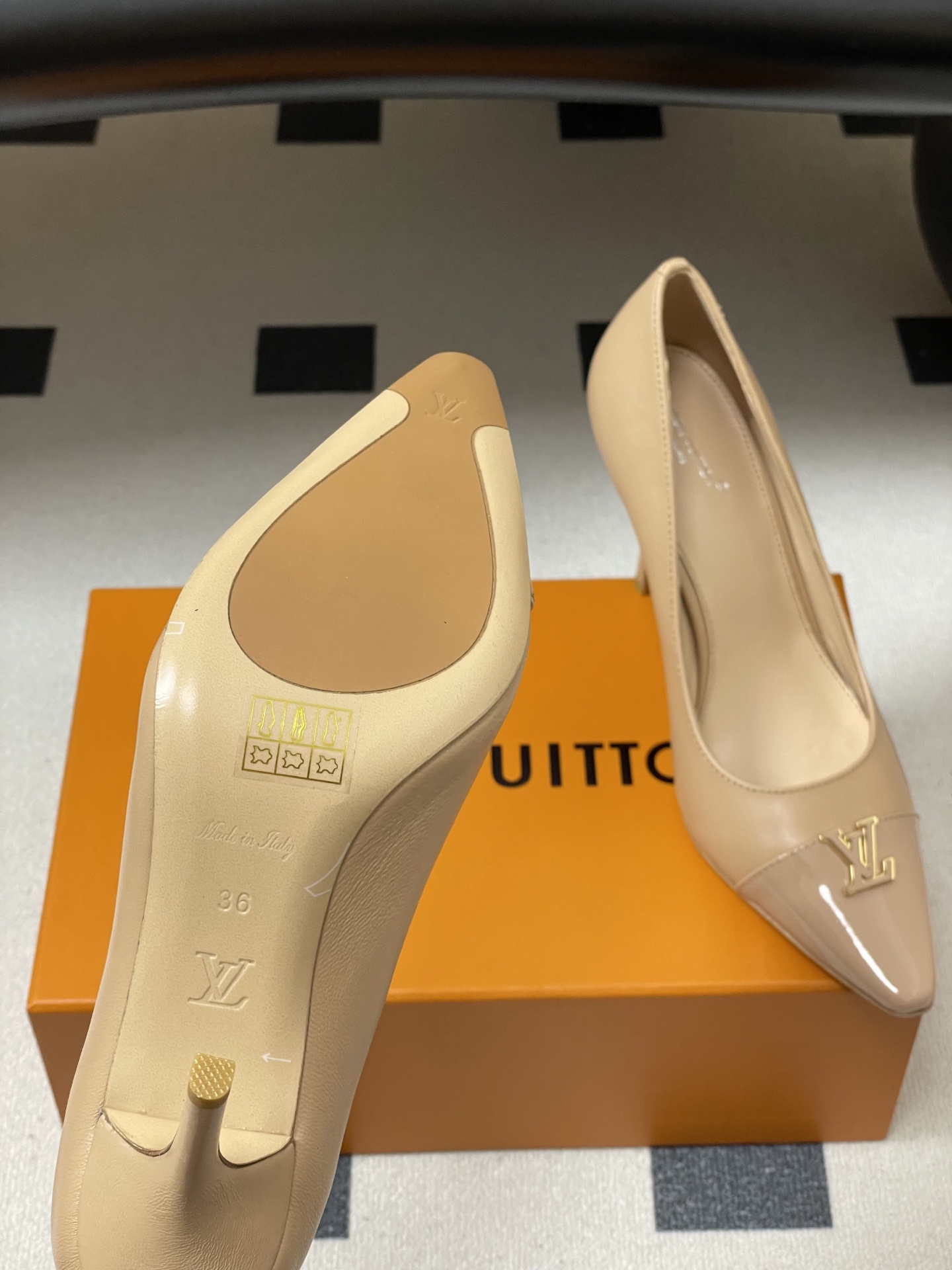 Women's high heels